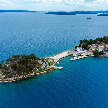 Apartments With A Parking Space Savar, Dugi Otok - 8127 Dış mekan fotoğraf